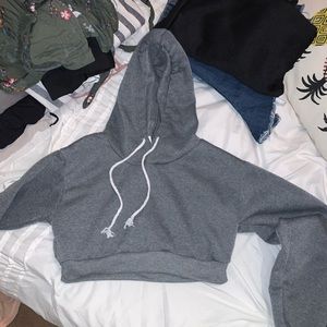 Cropped hoodie